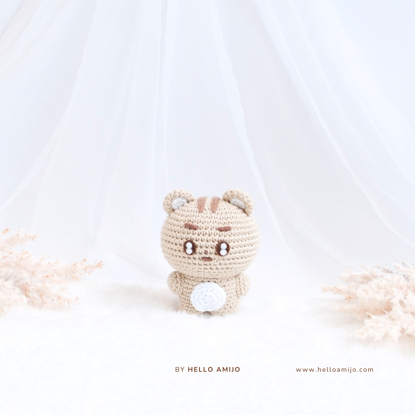 Cream Squirrel Amigurumi Crochet Pattern PDF